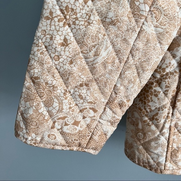 Chico's Lace-Print Quilted Neutral Lightweight Classic Jacket - Picture 6 of 16